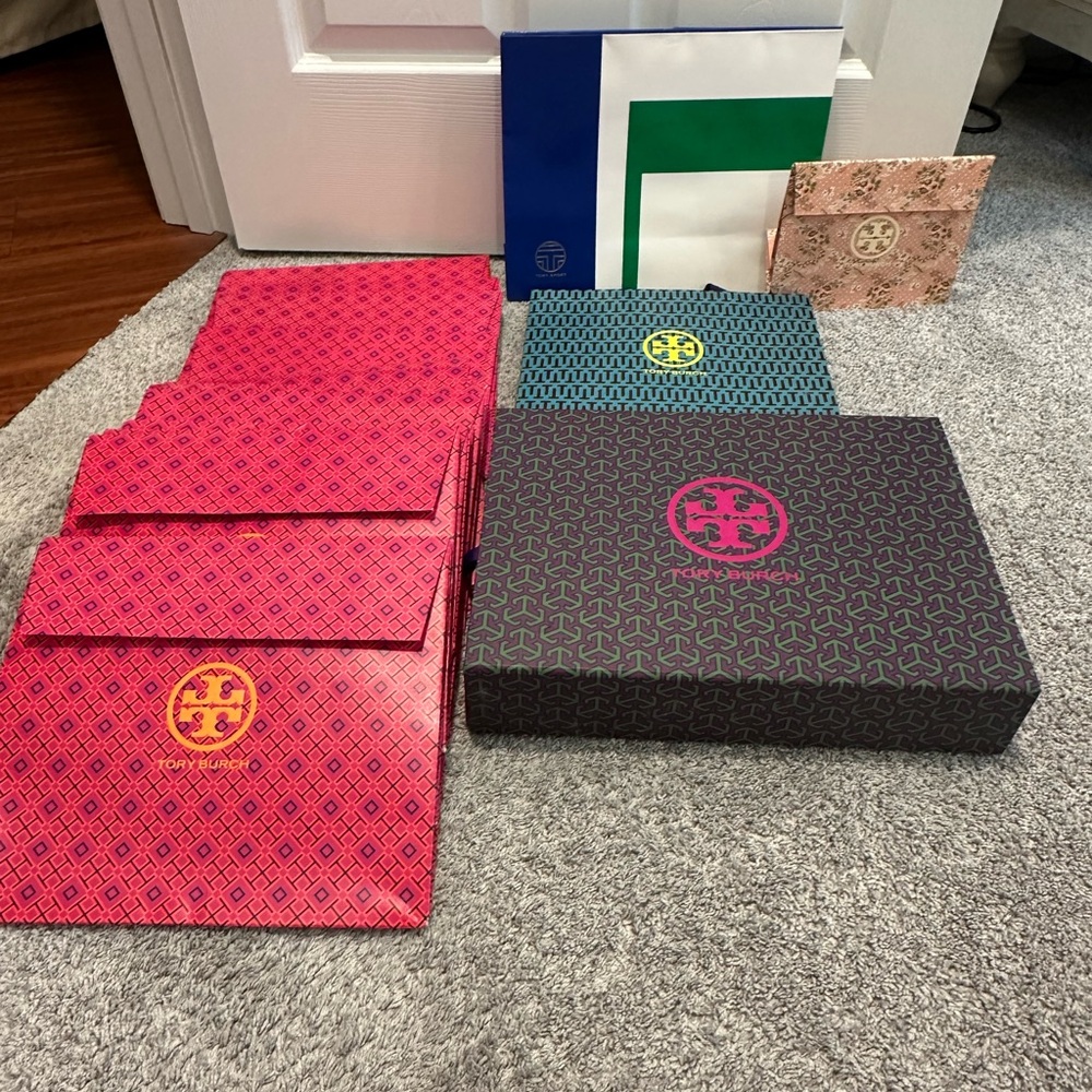 Tory Burch Colorful Gift Packaging Set